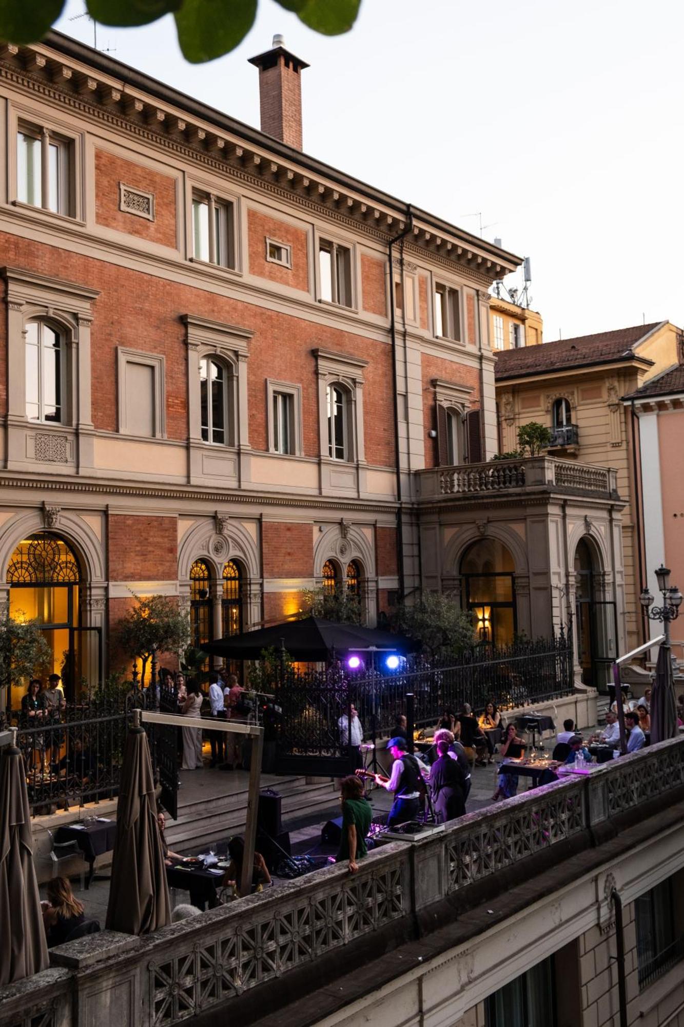 I Portici Hotel Bologna Bagian luar foto